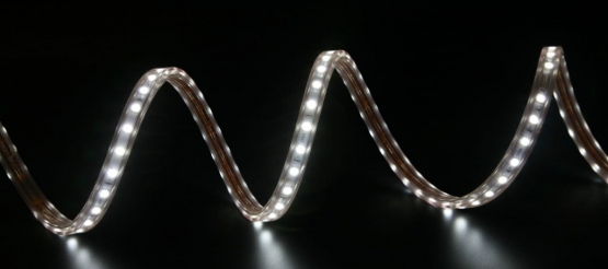 Ile kosztuje montaż taśmy LED w profilu (suficie i ścianach)?