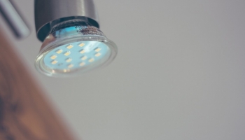 Nowoczesne technologie w oświetleniu: LED czy OLED
